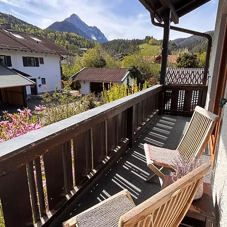 Appartement Wetterstein-blick - Im Herzen Von Mittenwald